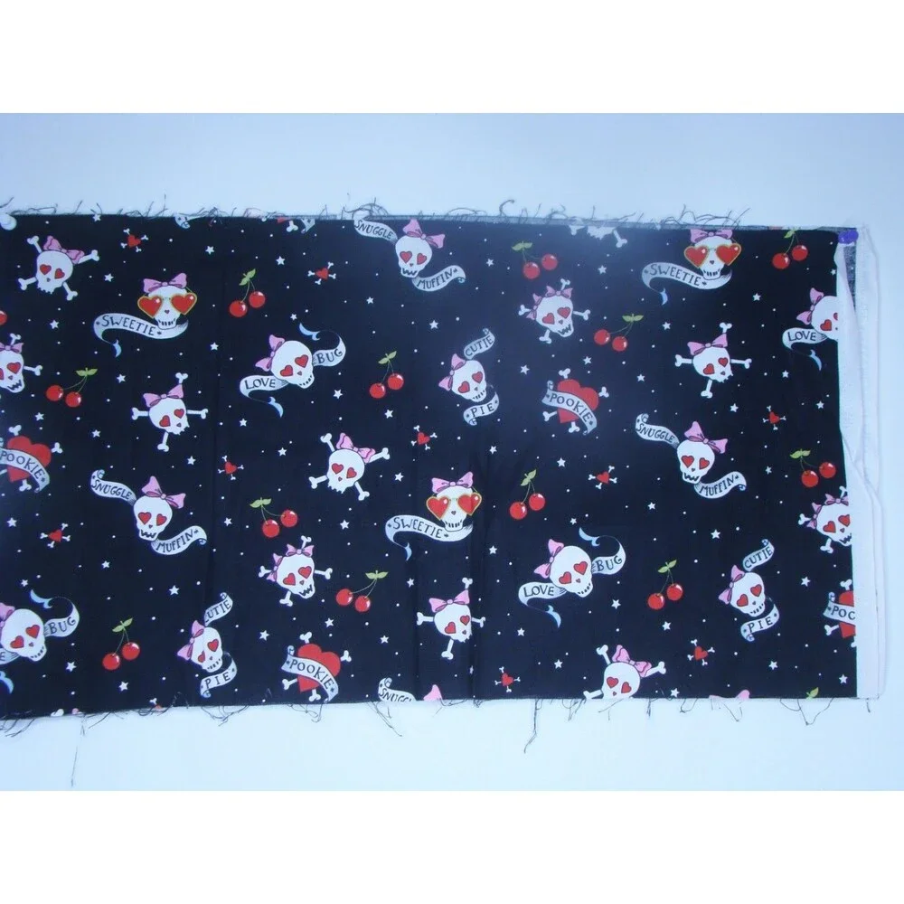 Snuggle Skull Fabric Piece Alexander Henry 11 x 44in Valentine Hearts Bones Goth